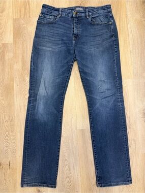 DL1961 Avery Modern Straight Weston Jeans